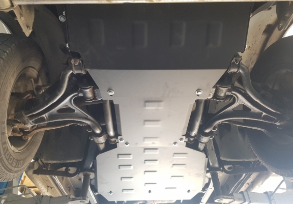 Steel skid plate for Mercedes ML W163