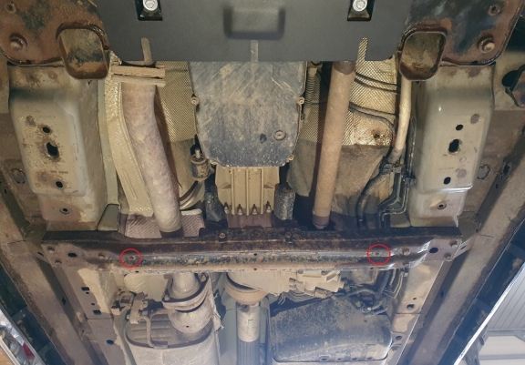 Steel gearbox skid plate for Jeep Grand Cherokee