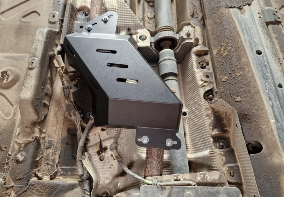 Steel EGR valve skid plate  for Dacia Duster